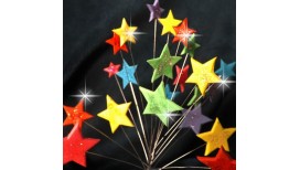 Vaivorykštės spalvų blizgančios žvaigždės su vielutėmis